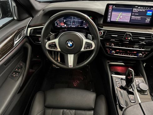 Used 2023 BMW 540i w/ M Sport Package image 28