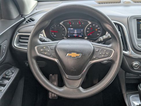 Used 2019 Chevrolet Equinox LT FWD image 15