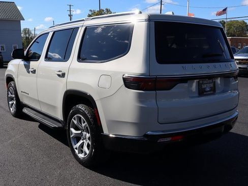 Used 2022 Jeep Wagoneer Series II image 17