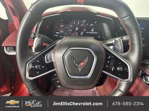 Used 2021 Chevrolet Corvette Stingray Premium Cpe w/ Z51 Performance Package image 16