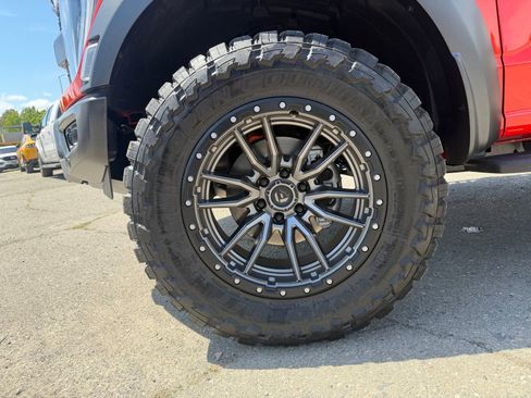 Certified 2022 Ford F150 Raptor w/ Equipment Group 801A High AWD/4WD image 9