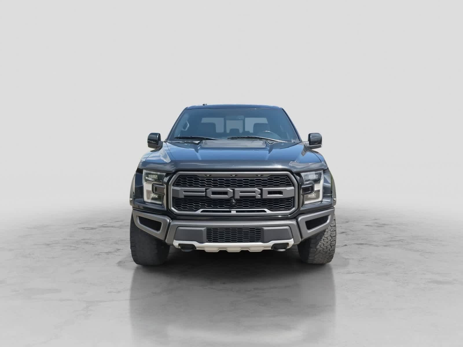 Used 2018 Ford F150 Raptor w/ Equipment Group 802A Luxury AWD/4WD image 3