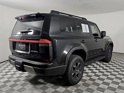 Used 2025 Lexus GX 550 AWD/4WD image 4