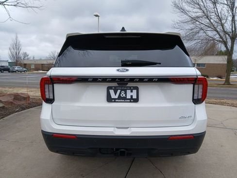 New 2026 Ford Explorer Active AWD/4WD image 5