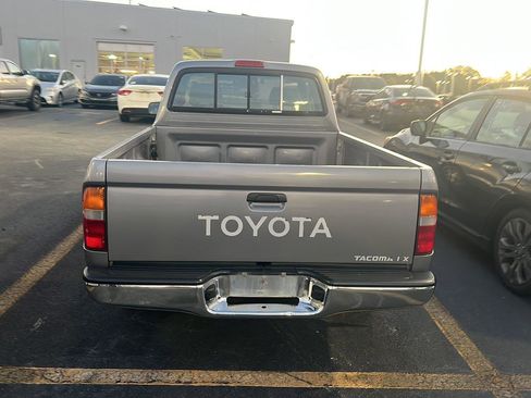 Used 1996 Toyota Tacoma 2WD Xtracab image 9