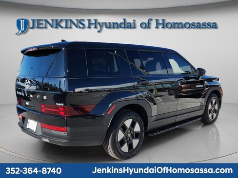 New 2026 Hyundai Santa Fe SE image 3