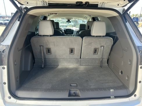 Used 2018 Chevrolet Traverse Premier w/ Driver Confidence II Package image 21