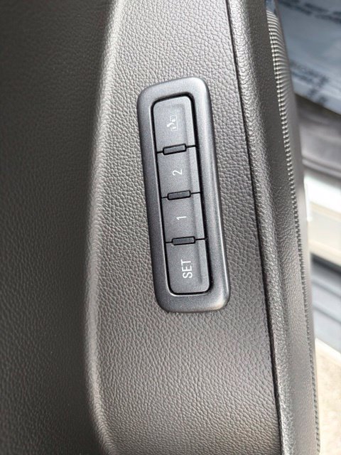 Used 2017 GMC Yukon Denali w/ Open Road Package AWD/4WD image 18