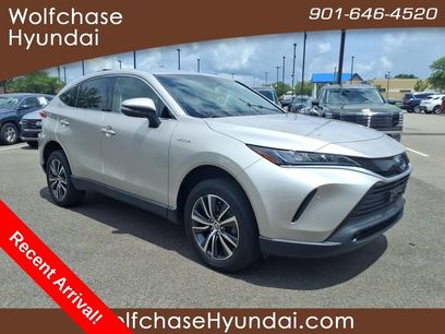 Used 2021 Toyota Venza LE w/ Carpet Mat Package (TMS)