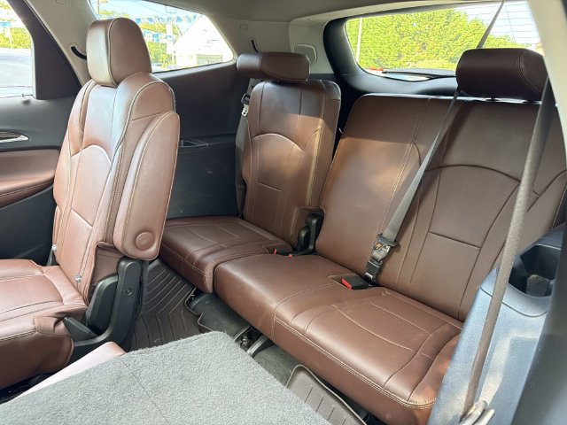Used 2021 Buick Enclave Avenir w/ Avenir Technology Package AWD/4WD image 28