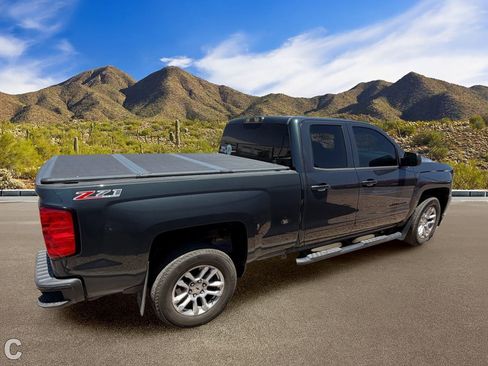 Used 2017 Chevrolet Silverado 1500 LT w/ All Star Edition AWD/4WD image 4