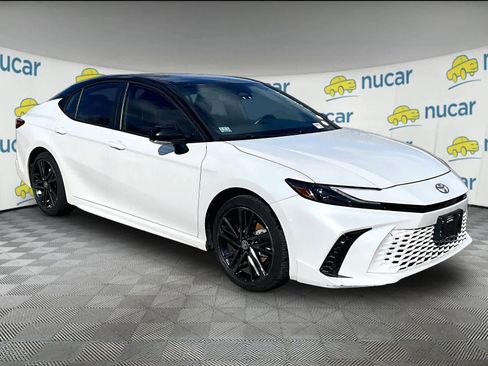 Used 2025 Toyota Camry XSE image 1