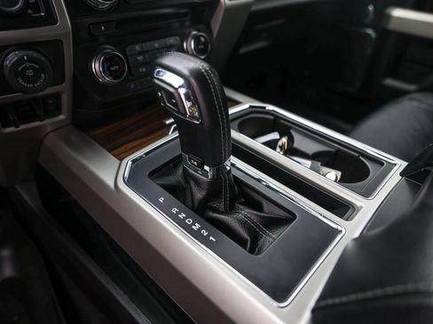 Used 2016 Ford F150 Lariat w/ Equipment Group 502A Luxury image 23