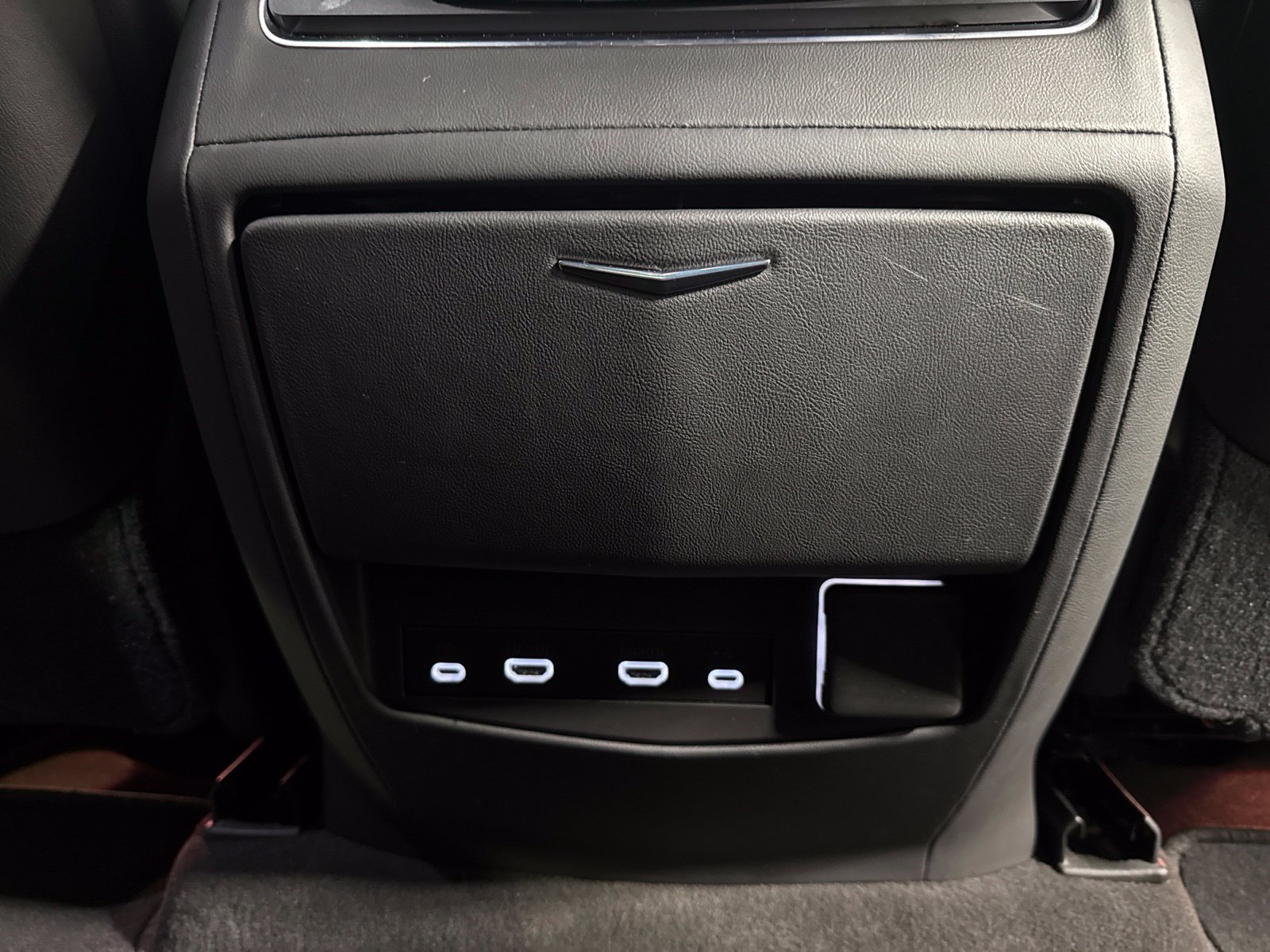 Used 2021 Cadillac Escalade Sport w/ Driver Assist Tech Package AWD/4WD image 20