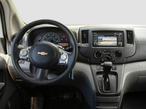 Used 2017 Chevrolet City Express LT w/ Technology Package FWD image 3