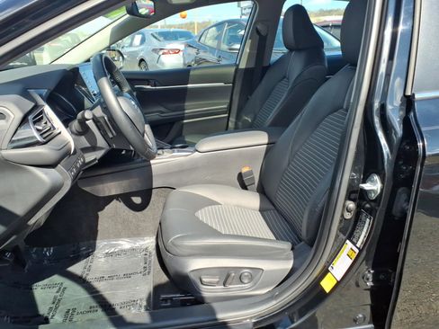 Certified 2023 Toyota Camry SE w/ Cold Weather Package image 14