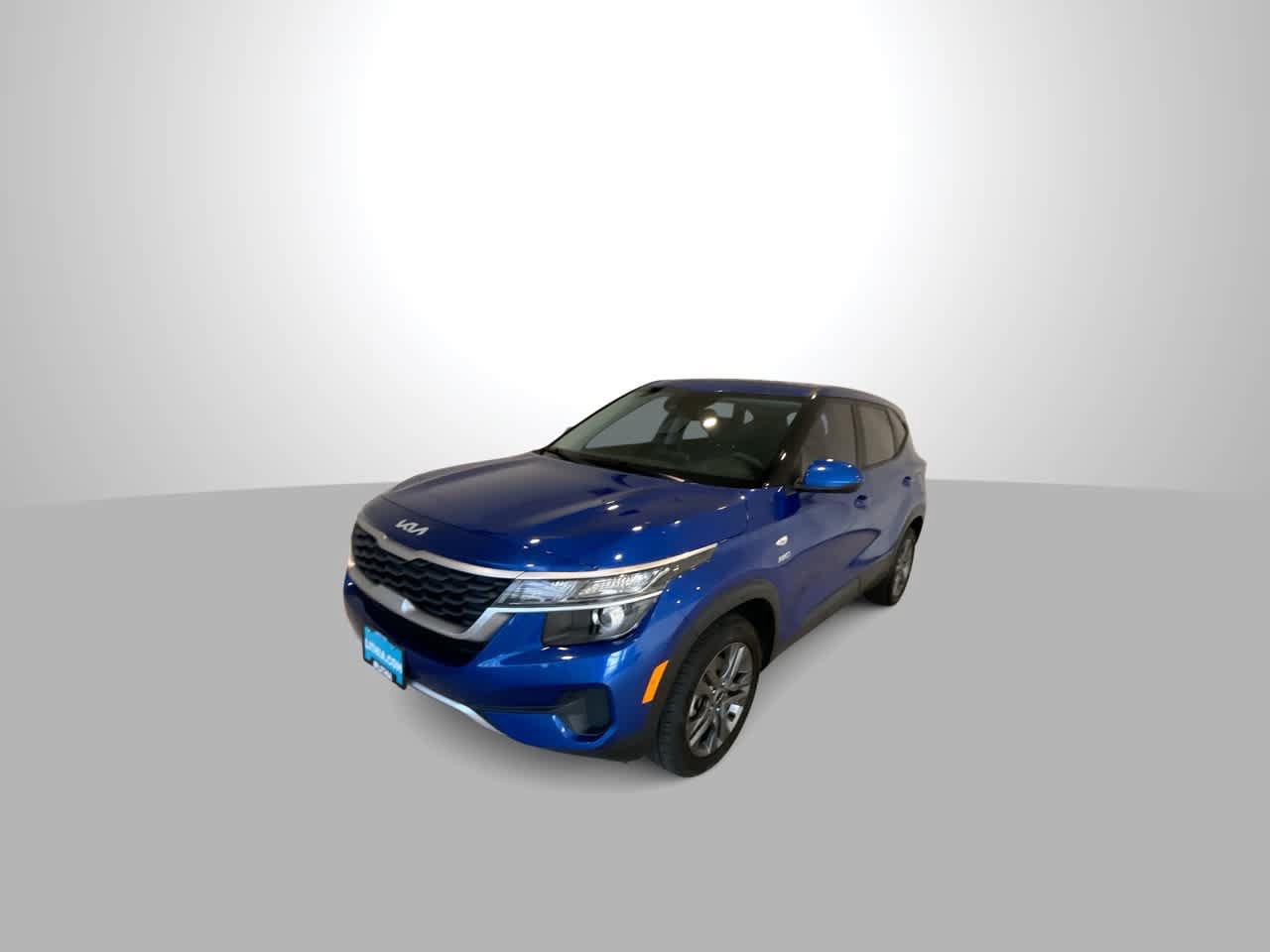 Used 2023 Kia Seltos LX AWD/4WD image 4