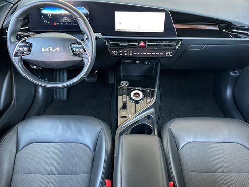 Used 2023 Kia Niro Wind w/ Wind Preserve Package FWD image 14