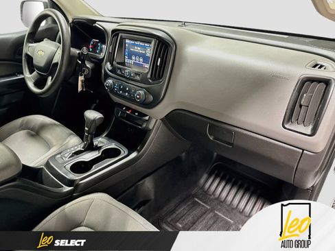 Used 2019 Chevrolet Colorado W/T RWD image 29
