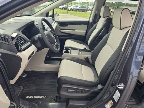 New 2026 Honda Odyssey Elite image 13