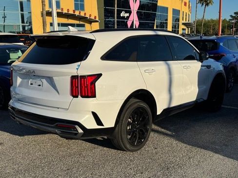 Used 2023 Kia Sorento SX image 6