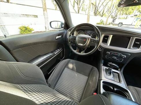 Certified 2023 Dodge Charger SXT RWD image 9