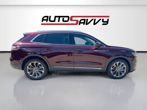 Used 2023 Lincoln Nautilus Reserve AWD/4WD image 8