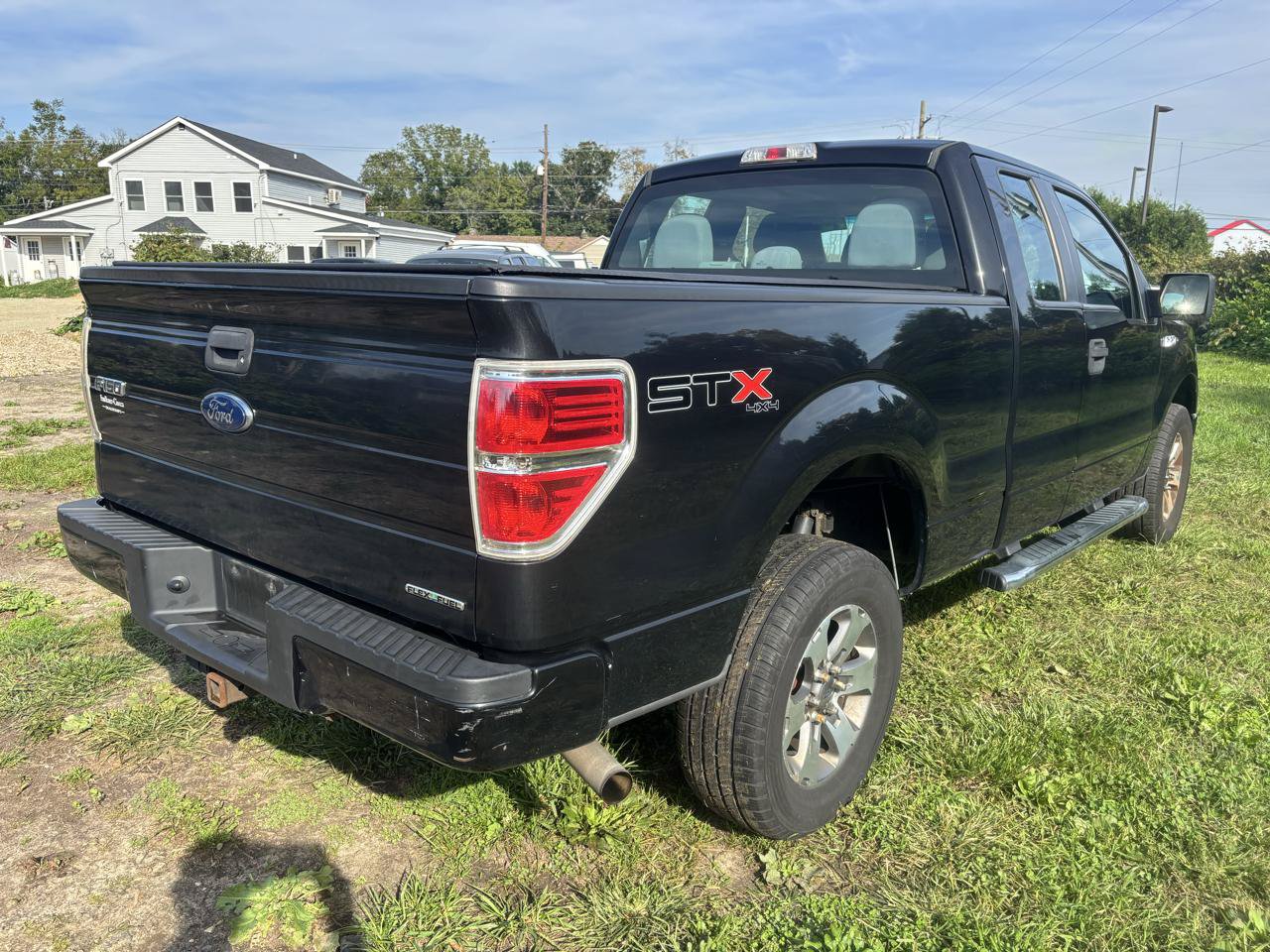 Used 2013 Ford F150 STX w/ Mid Equipment Group AWD/4WD image 5