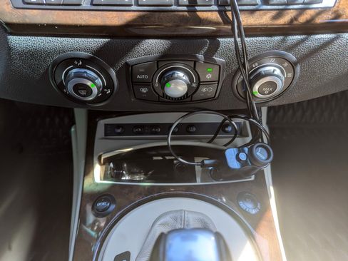 Used 2008 BMW Z4 3.0i image 24