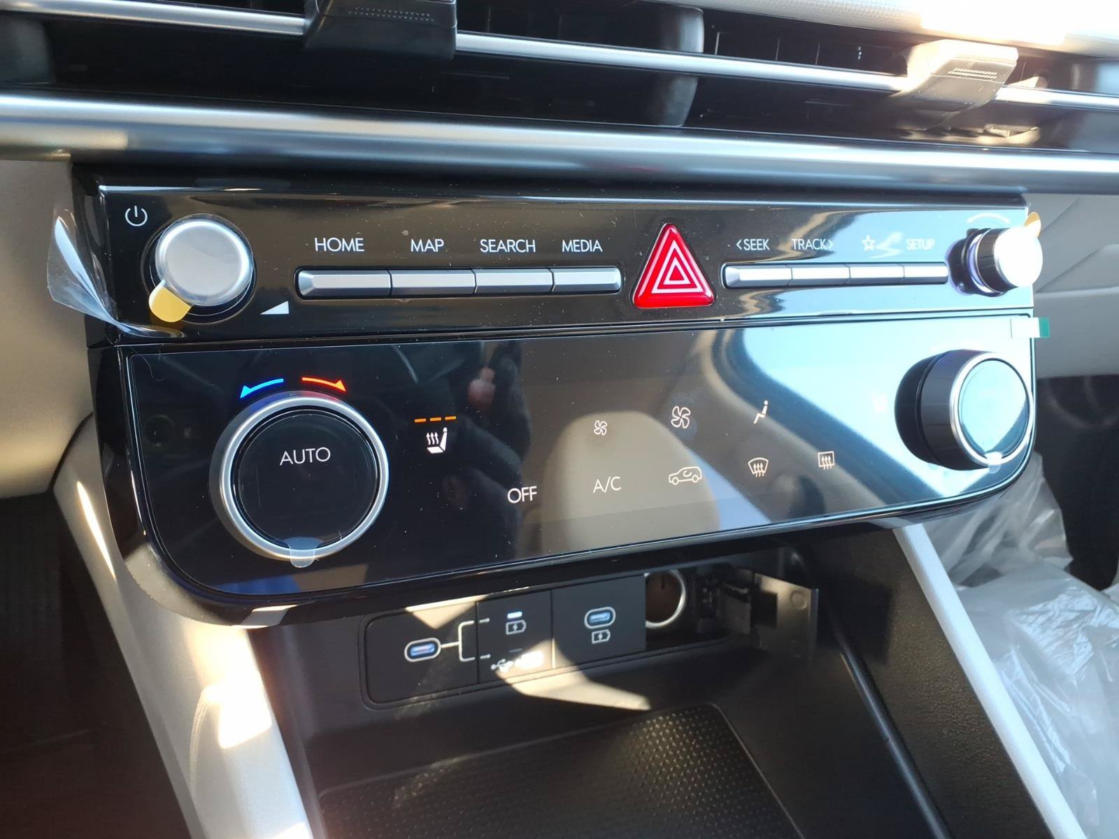 New 2026 Hyundai Tucson SEL Plus AWD/4WD image 8