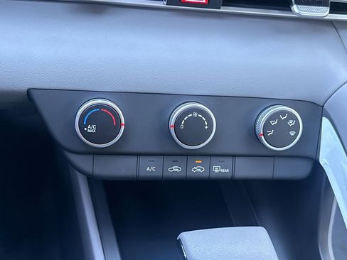 New 2026 Hyundai Elantra SE image 20