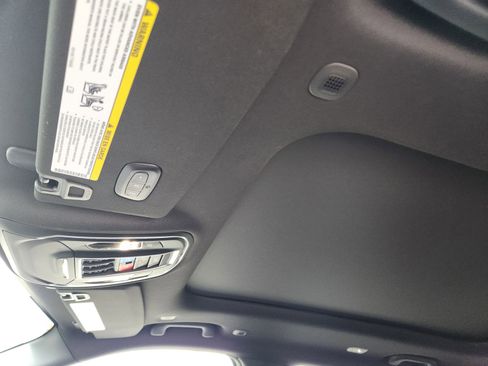 New 2025 Jeep Grand Cherokee L Limited w/ Luxury Tech Group II image 23