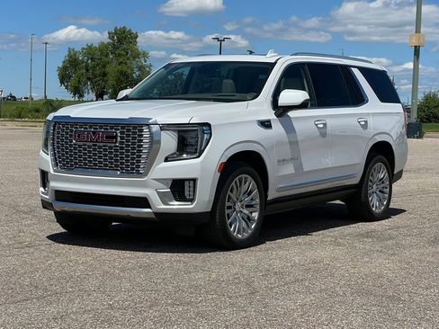 Used 2023 GMC Yukon Denali AWD/4WD image 53