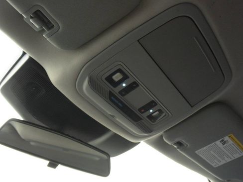 Used 2022 Ford Explorer XLT w/ Equipment Group 202A image 45