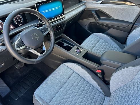 New 2025 Volkswagen Tiguan S image 8