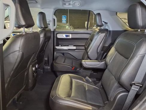 Used 2023 Ford Explorer Limited w/ Equipment Group 301A RWD image 22