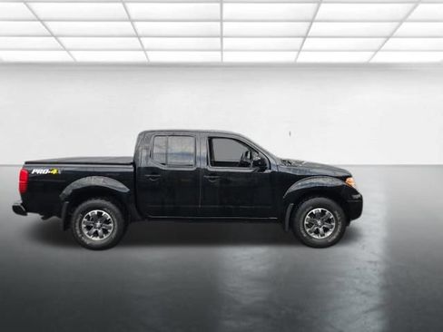 Used 2018 Nissan Frontier PRO-4X AWD/4WD image 3