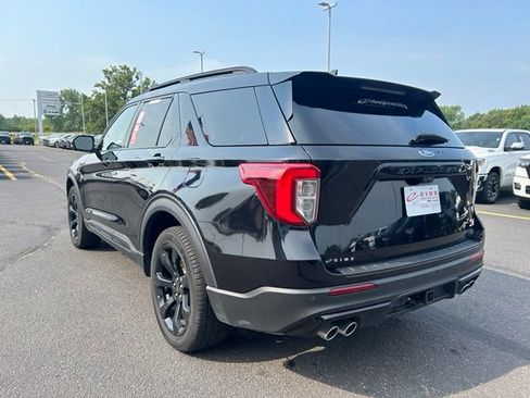 Used 2023 Ford Explorer ST w/ Technology Package AWD/4WD image 10