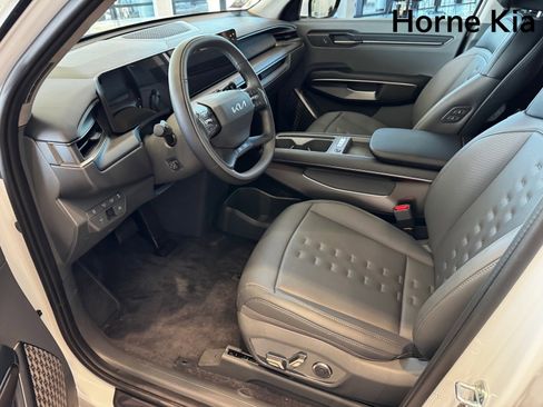New 2026 Kia EV9 Wind image 9