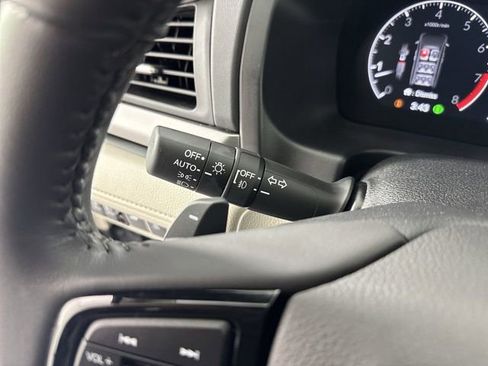 Used 2026 Honda Odyssey EX-L image 17