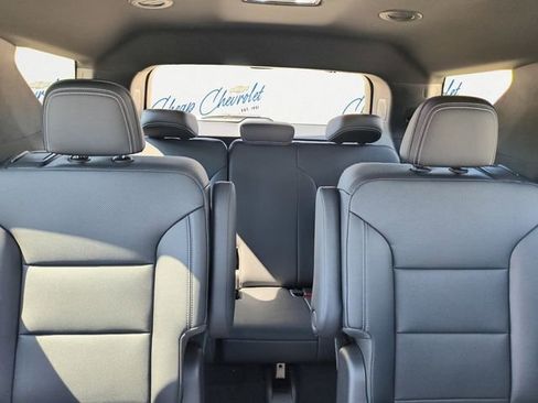 New 2026 Chevrolet Traverse LT w/ Enhanced Driving Package image 11