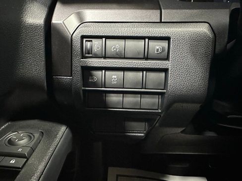 Used 2025 Toyota 4Runner SR5 image 18