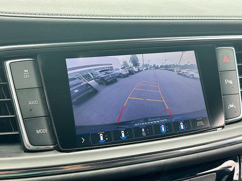 Used 2021 Buick Enclave Avenir w/ Avenir Technology Package AWD/4WD image 23