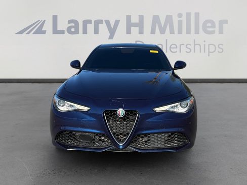 Used 2019 Alfa Romeo Giulia Ti Sport w/ Quick Order Package 22U Sport image 8