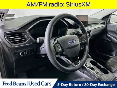 Certified 2023 Ford Escape Active AWD/4WD image 12