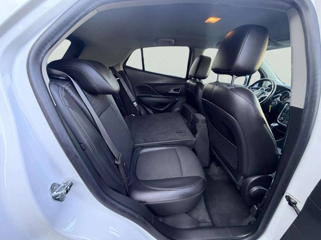 Used 2016 Buick Encore FWD image 24