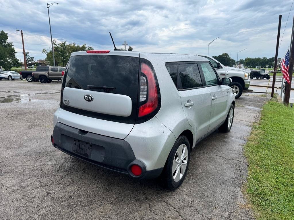 Used 2015 Kia Soul FWD image 7