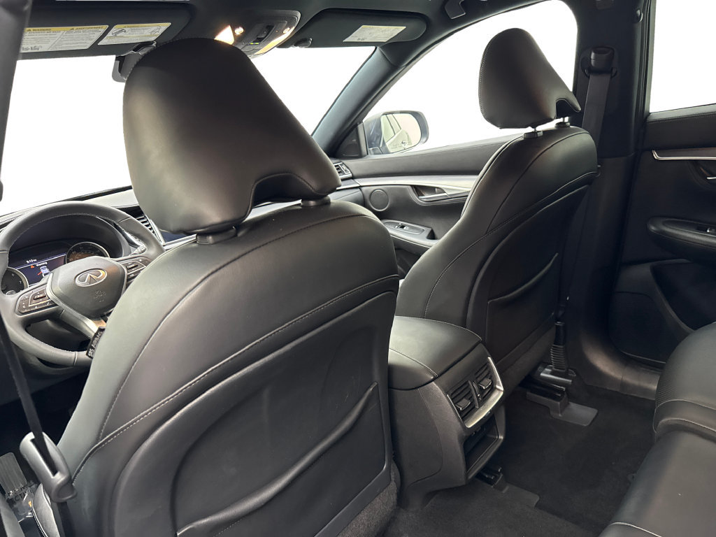 Used 2023 INFINITI QX55 Luxe w/ Cargo Package AWD/4WD image 36