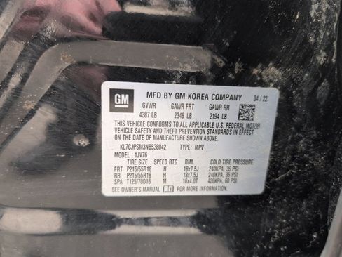 Used 2022 Chevrolet Trax LT w/ Midnight Edition image 29