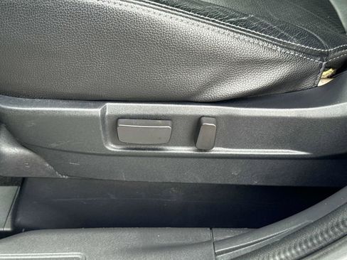 Used 2016 Mitsubishi Outlander SEL FWD image 19